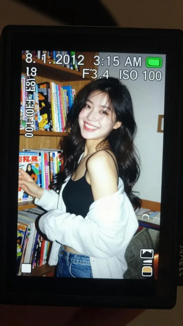老式数码相机液晶屏 preview image 1
